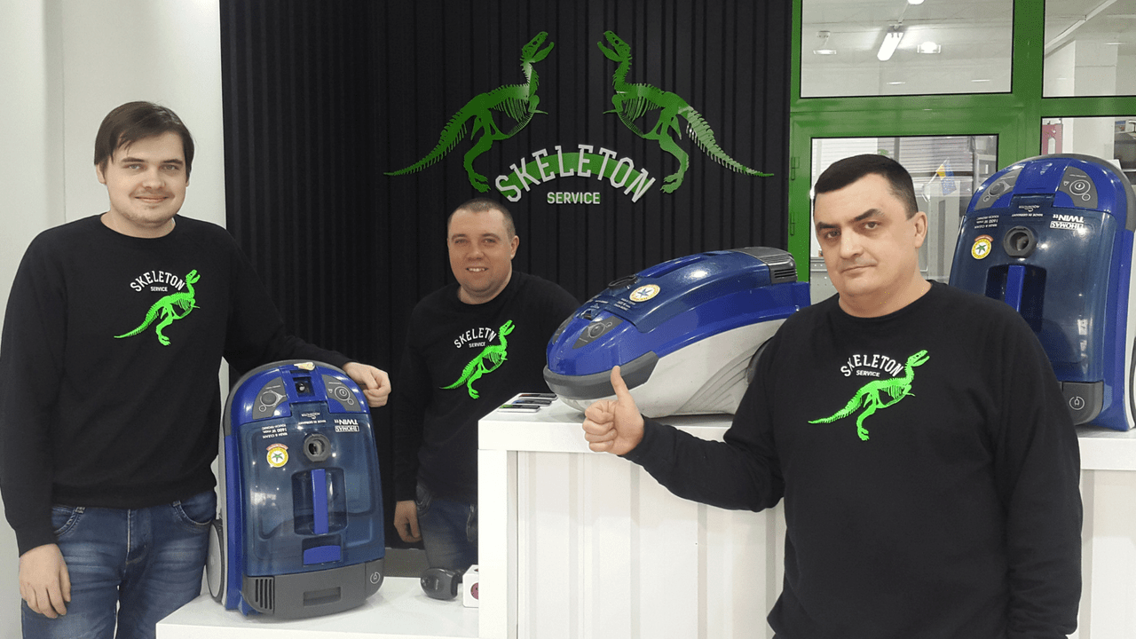 Заміна контейнера для сміття робота-пилососа