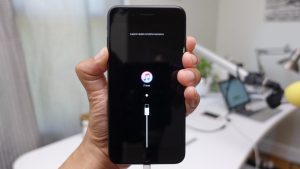 Как перепрошить заблокированный iPhone: подробный гид
