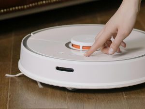 Почему робот-пылесос не включается и не заряжается?