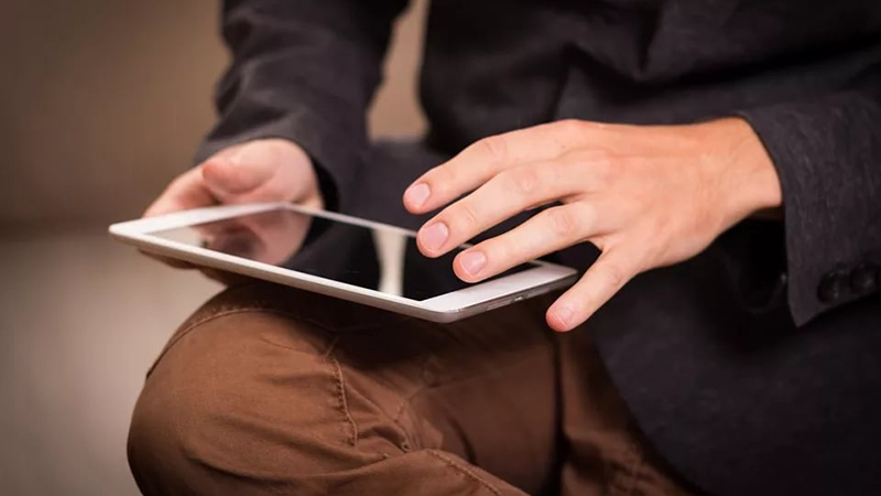 Почему планшет тормозит — причины и решения