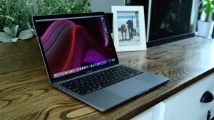 MacBook теряет заряд в режиме сна — причины и решения